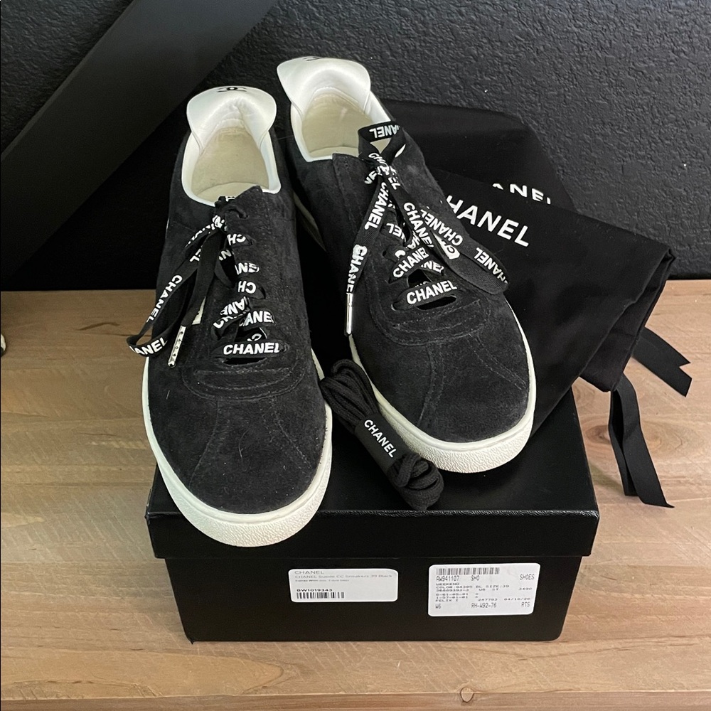 CHANEL Black Suede Sneakers with Logo Laces